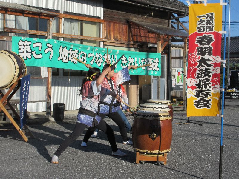 スタート式のまえに春明太鼓の演...