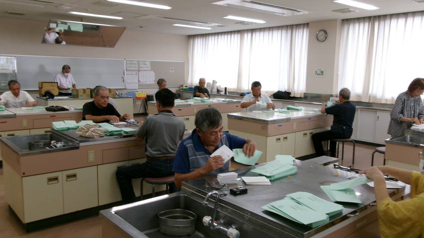敬老会お祝い品郵送準備