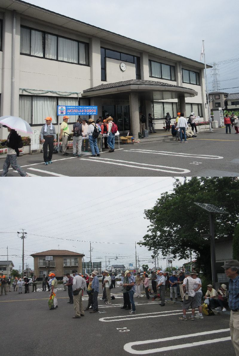 西成公民館前での受付　　参加者...