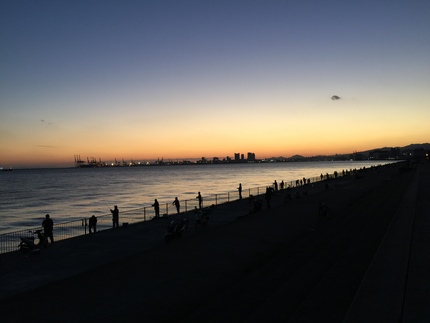 昨日の夕刻