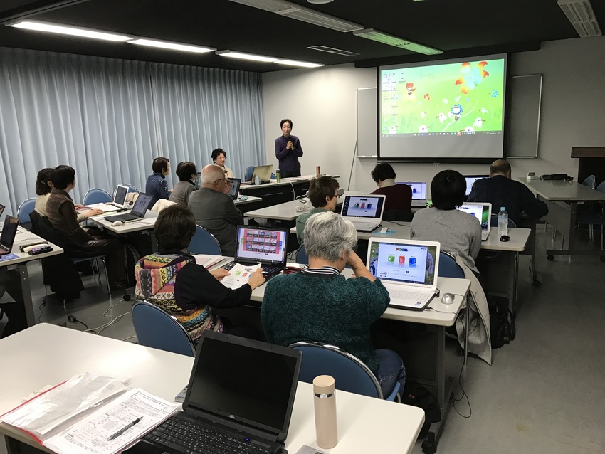 名刺 シール作成の講習会でした...