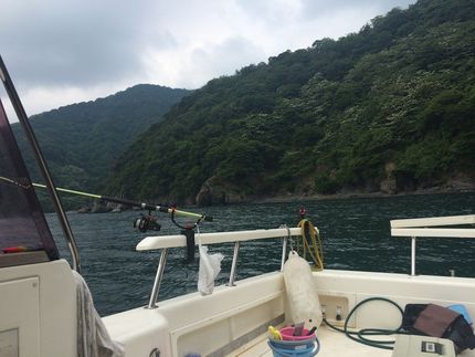 朝一は穏やかな海だったのが