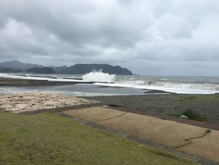海は大時化
