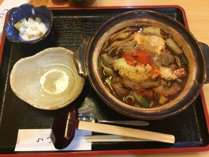 味噌煮込みうどん