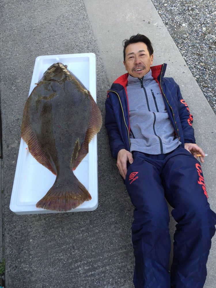 決して身長が低いわけではありま...