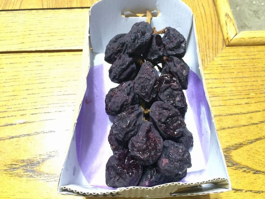 セミドライぶどう