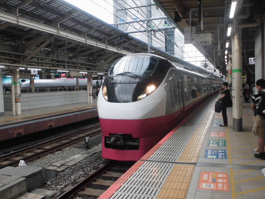 撮影!5色のE657系のフレッ...