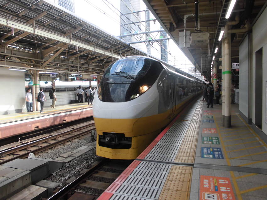 撮影!5色のE657系のフレッ...