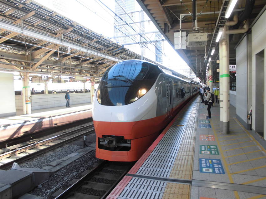 撮影!5色のE657系のフレッ...
