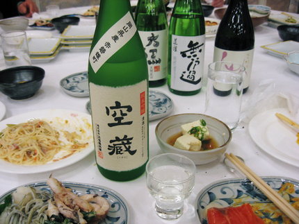 神戸地元酒を楽しむ会の料理とお...