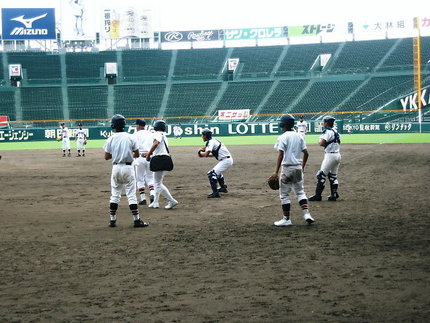 『大工』　甲子園初練習