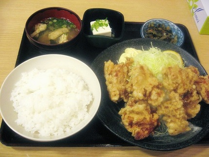 『なかよし』　で〆のからあげ定...