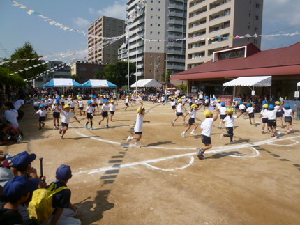 御影幼稚園のうんどうかい