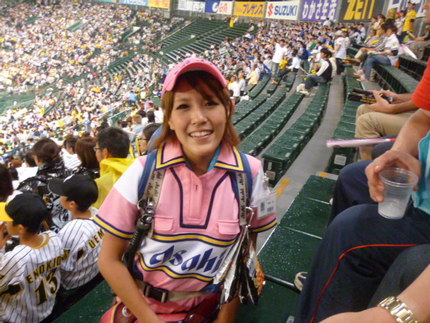 甲子園のスパードライ・ガール