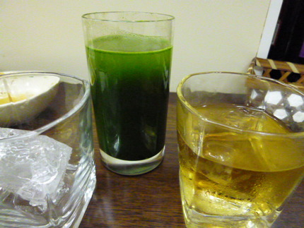 昨日は朝の４時まで飲んでました