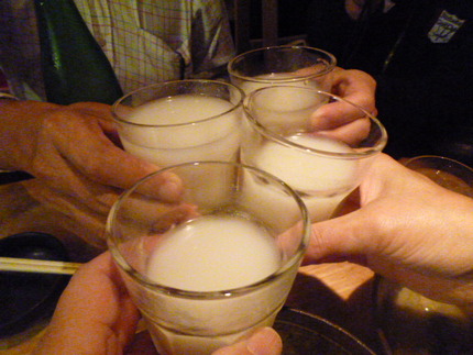 にごり酒で乾杯！