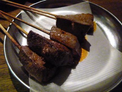 定番人気　「生レバーの素揚げ」...