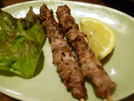 「せせり串焼き・１本２４０円」
