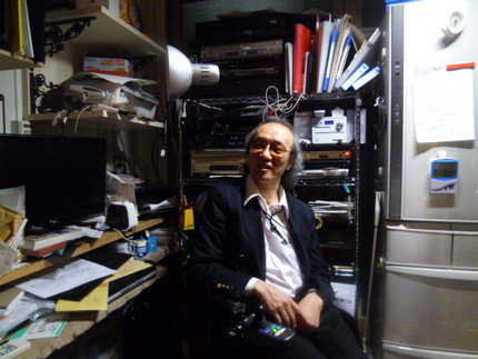 オーナーの岡部卓氏です。伝説の...