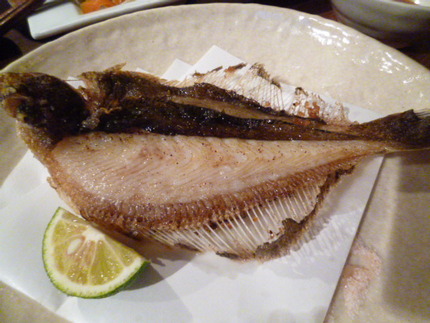「目板カレイの丸揚げ」　塩でい...