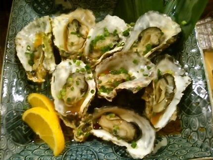 杵築産、｢蒸し牡蠣･780円｣...