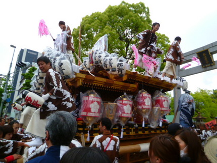 西青木區のだんじり宮入　⑪
