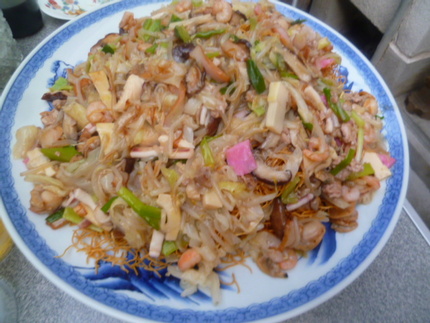 長崎名物　『皿うどん』