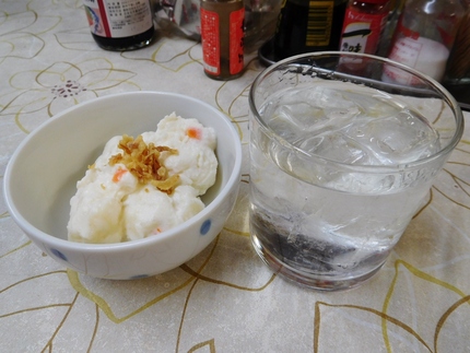 芋焼酎にはポテサラ！