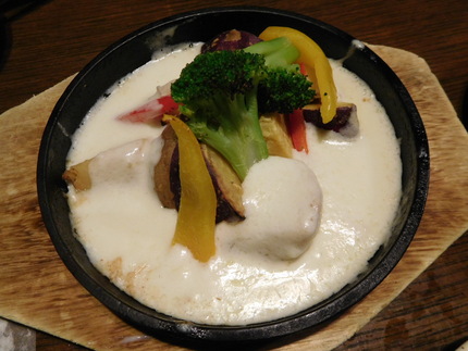 秋野菜のチーズフォンデュ仕立て...
