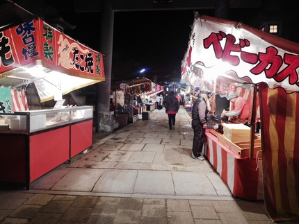屋台も準備が！