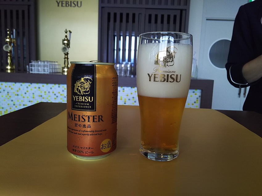 美味しいビールの注ぎ方！