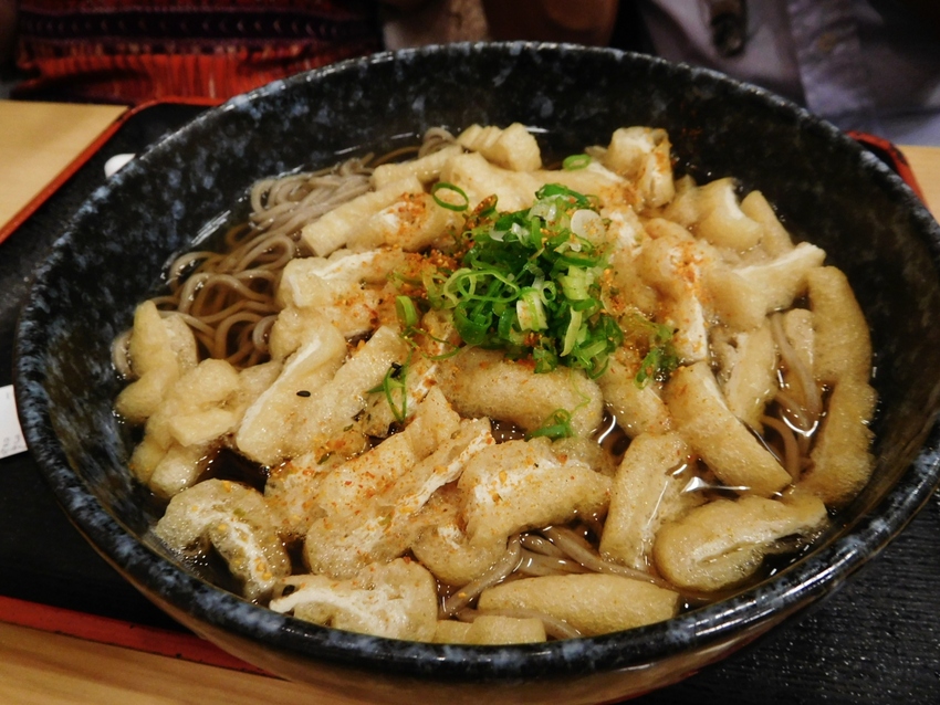 お昼はきざみそば！
