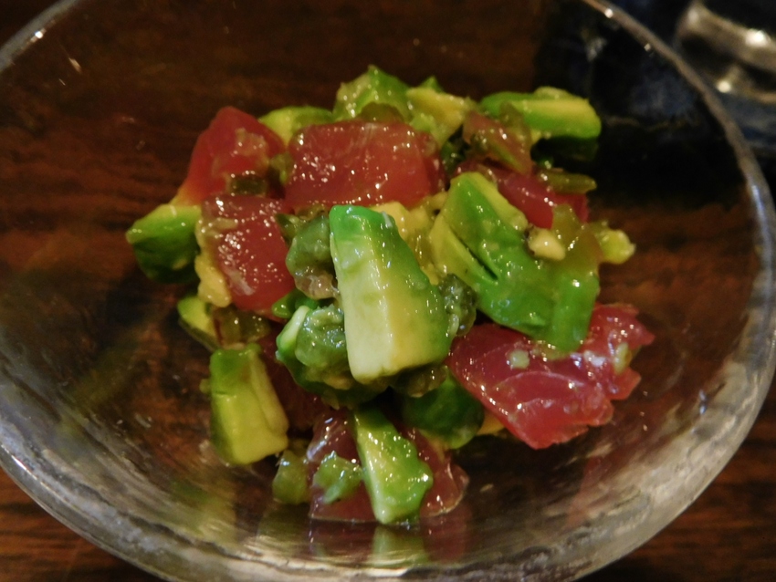 マグロとアボカドの茎ワサビ和え...