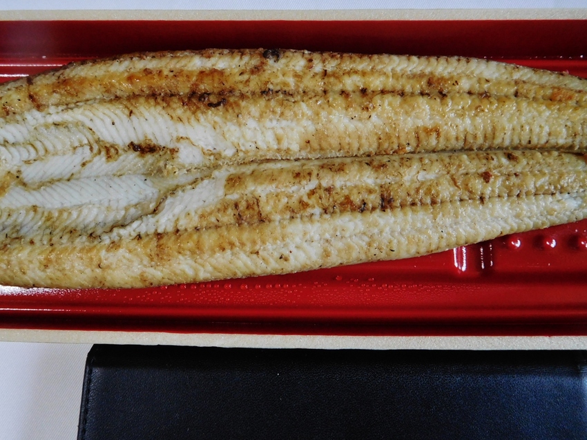 うなぎ白焼が3,200円！