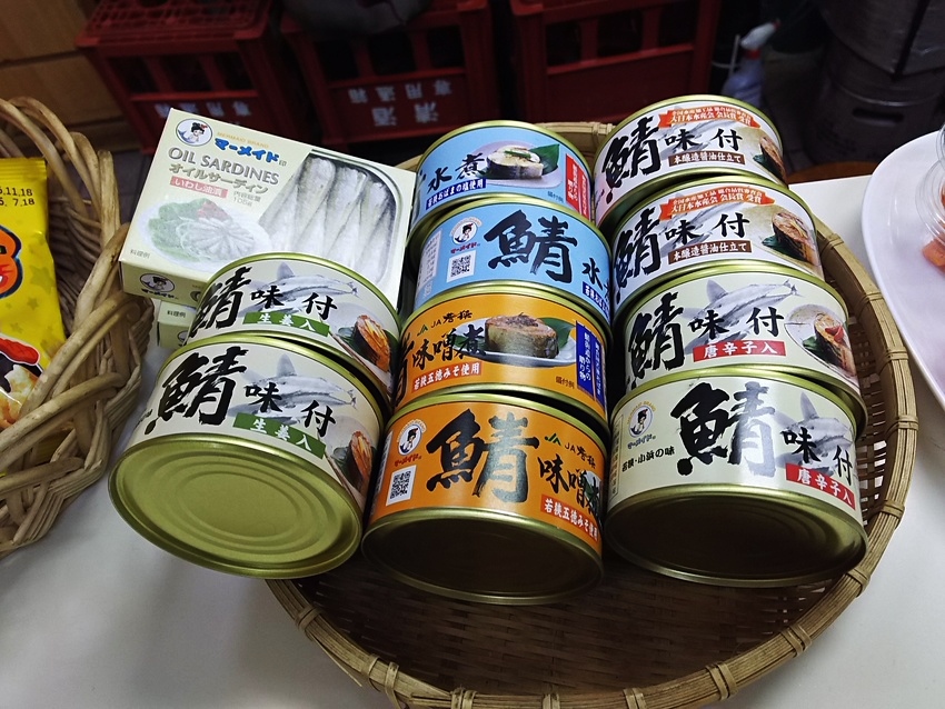 缶詰は角打ちの定番！