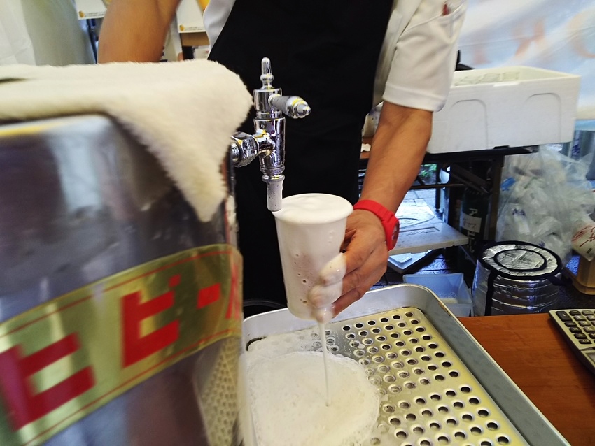 ビール注ぎテクニック日本一！