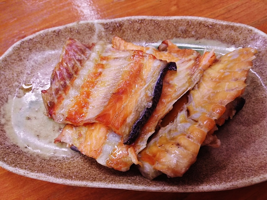 鮭中落ち塩焼き・180円！