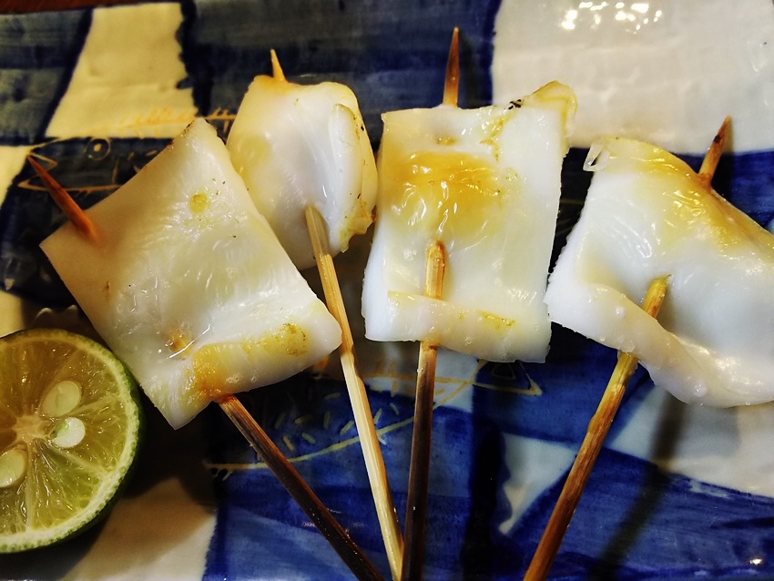 淡路仮屋港のアオリイカ！