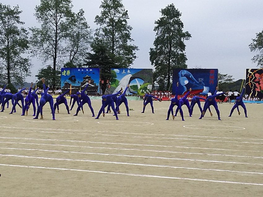 各科対抗舞踊競技♪
