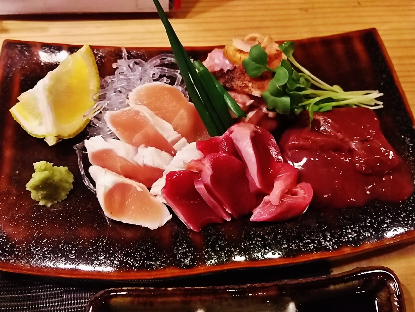 大分の地鶏刺し４種！