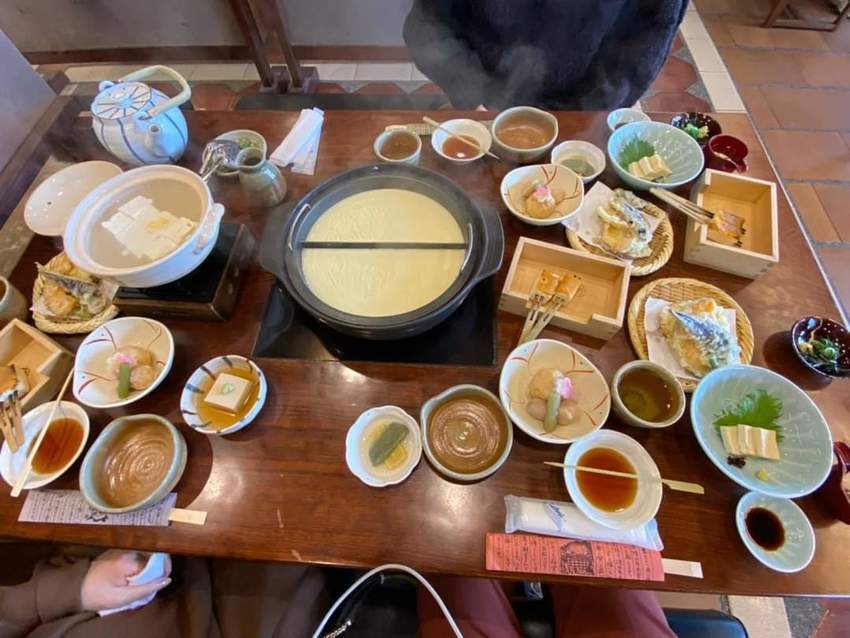 京都に来たら湯豆腐を‼️