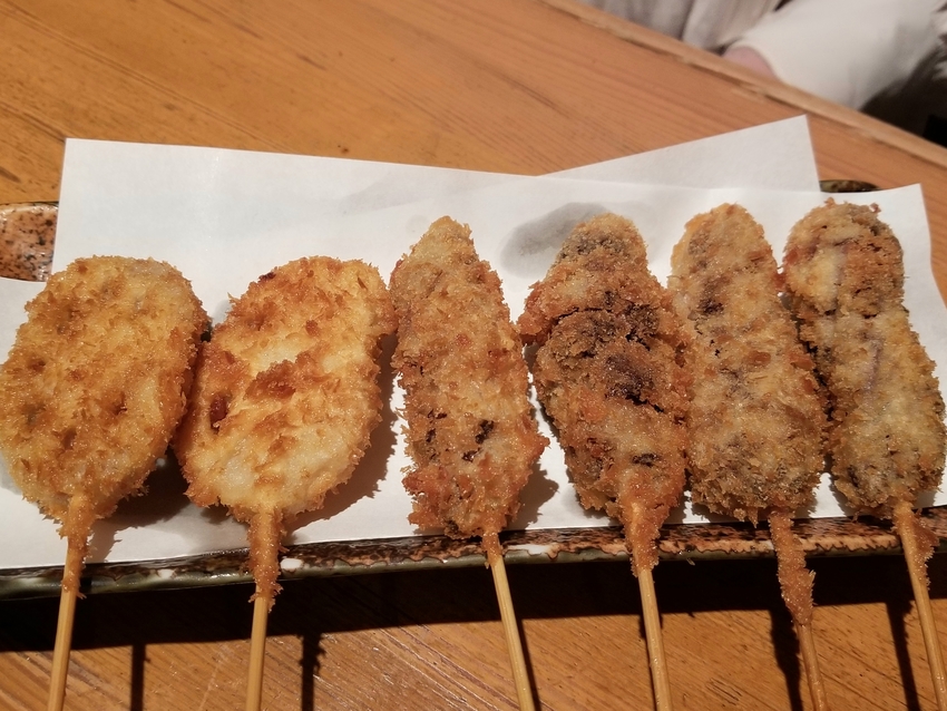 串揚げ、焼き飯、キビナゴ、ホタ...