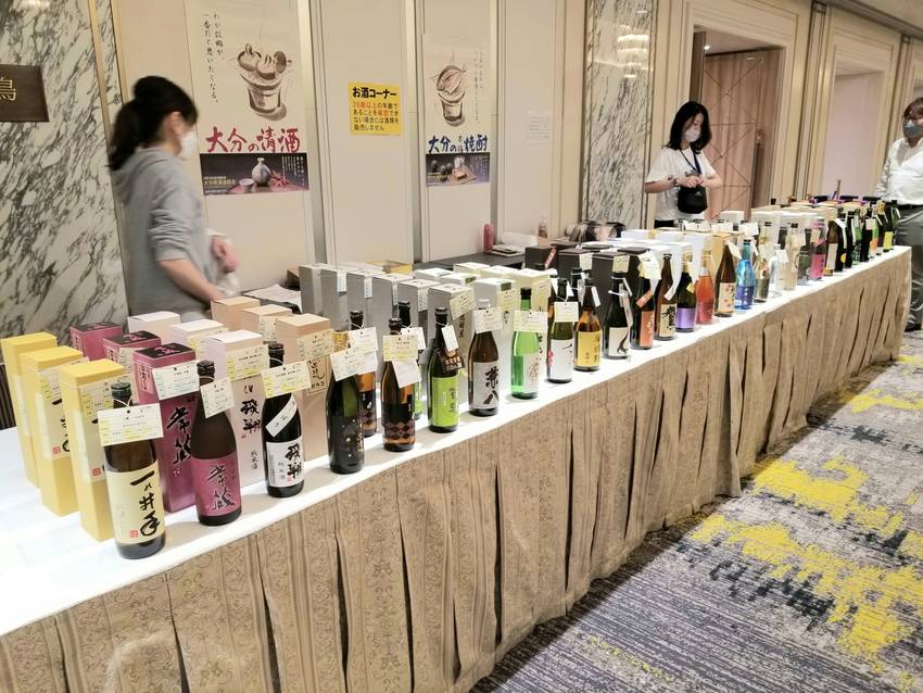 参加蔵元のお酒を販売‼️