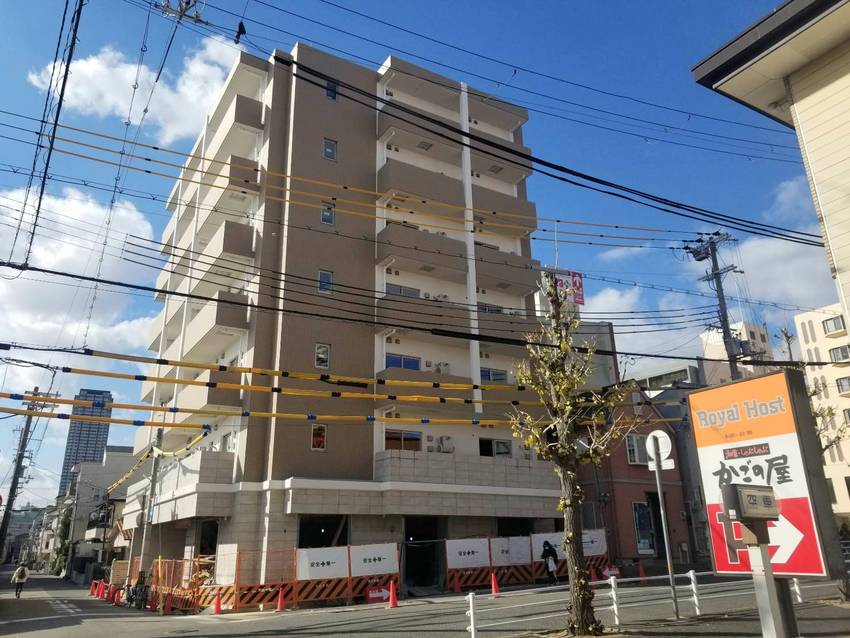 南側のマンションほぼ完成に‼️