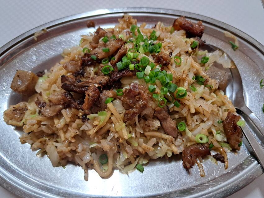 長田名物ぼっかけソバめし❗...