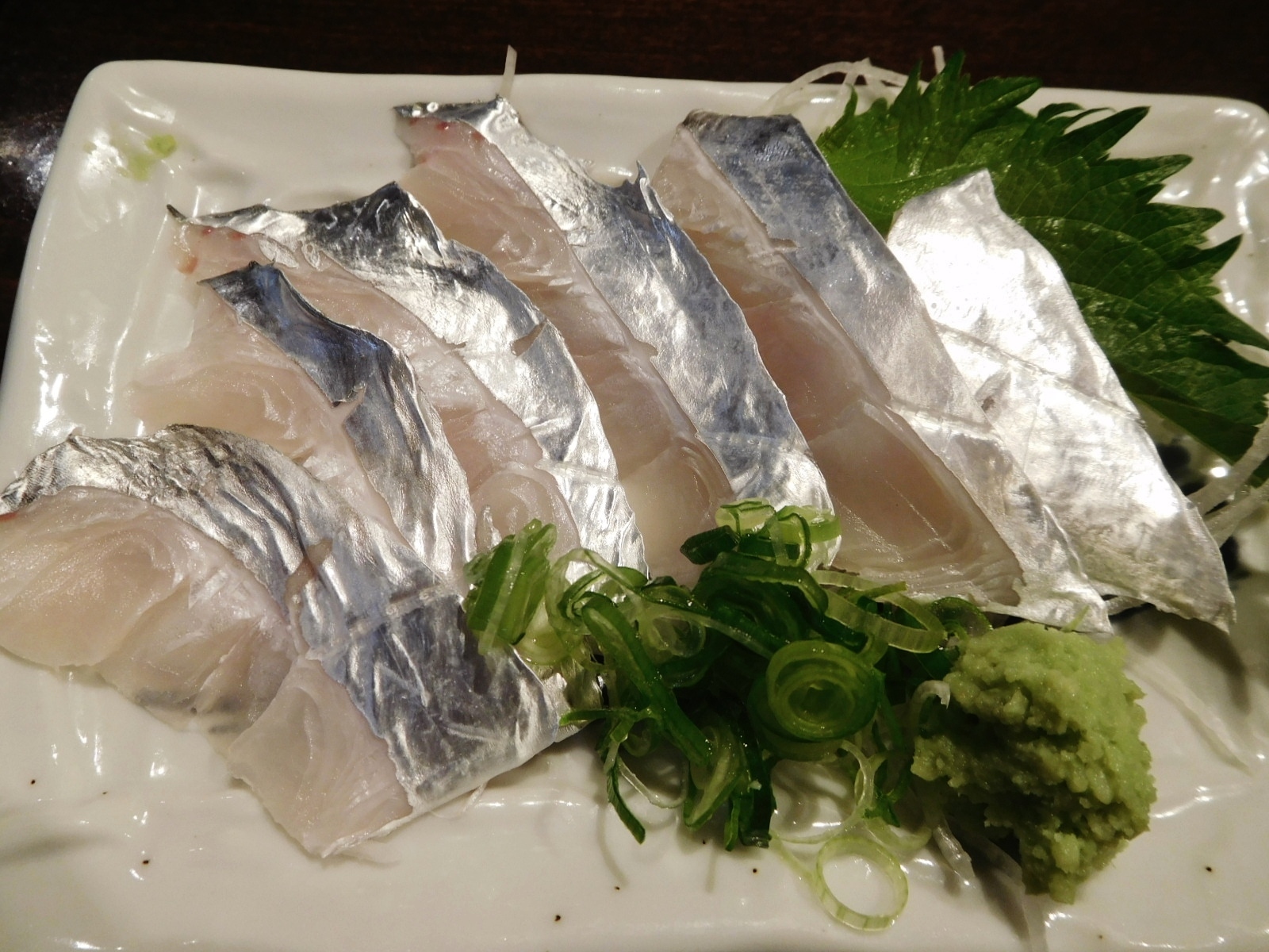 太刀魚の刺身 神戸角打ち学会 至福の立ち呑み Bloguru