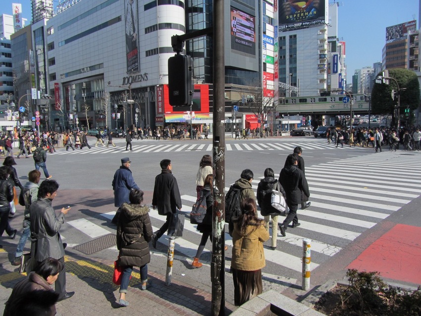 Shibuya Scramble Crossing in ...