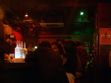 深夜のカフェ