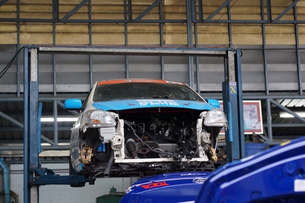 タイでレース参加中