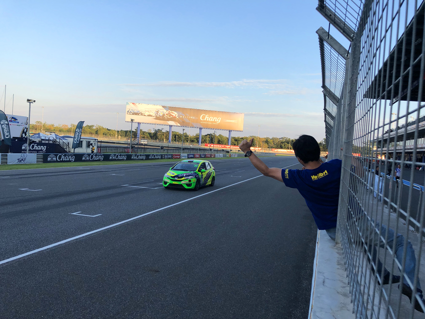 6時間後。 感動のゴール!...